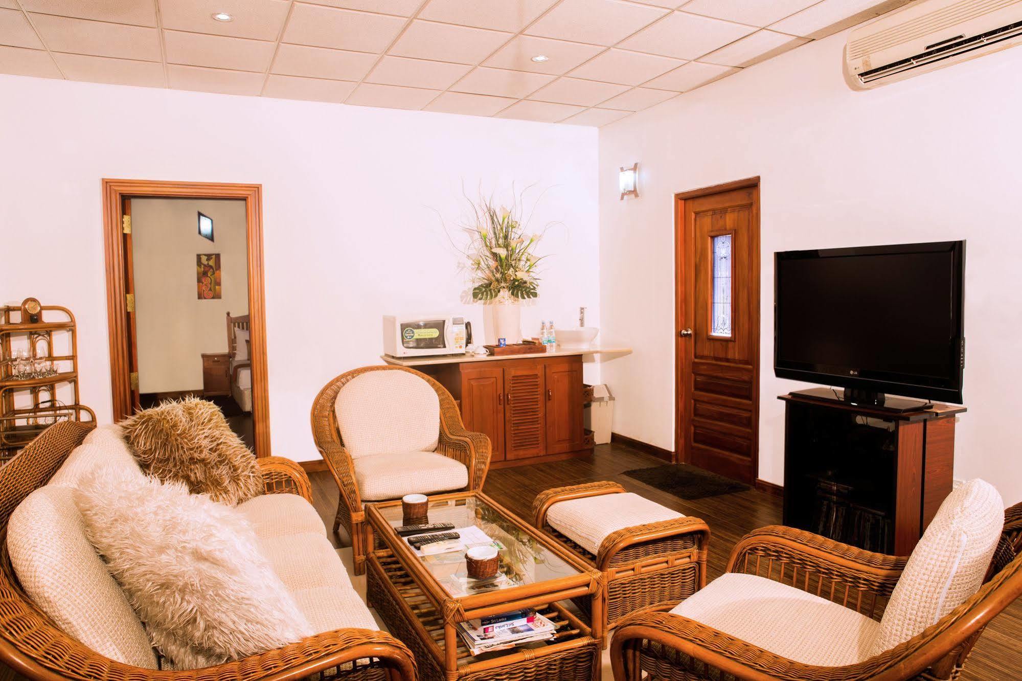 Bed and Breakfast Whitehouse Residencies Colombo Exterior foto